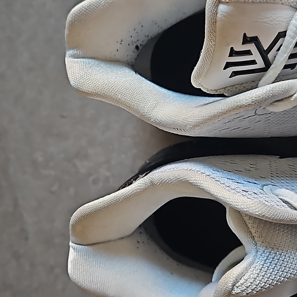 Nike Kyrie 5 Cookies & Creme - 8M - Picture 8 of 8